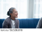 Old people’s companions To unwind during the weekend, gather together for activities like singing, playing the guitar, and chit-chatting. Стоковое фото, агентство Ingram Publishing / Фотобанк Лори