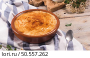 Leite creme, portuguese desert similar to creme brulee, cream brulee and burnt cream. Стоковое фото, агентство Ingram Publishing / Фотобанк Лори