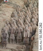 terra-cotta warriors in Xian, China. Стоковое фото, агентство Ingram Publishing / Фотобанк Лори