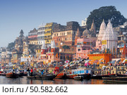 colorful main ghat in varanassi. Стоковое фото, агентство Ingram Publishing / Фотобанк Лори