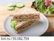tuna sandwich for healthy snack. Стоковое фото, агентство Ingram Publishing / Фотобанк Лори