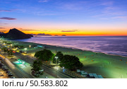 Sunrise on Copacabana and Leme beach in Rio de Janeiro, Brazil. Стоковое фото, агентство Ingram Publishing / Фотобанк Лори
