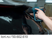 Tinting of car windows.Window film for car. Стоковое фото, фотограф Александр Поташев / Фотобанк Лори