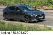 Автомобиль Mazda 3. Редакционное фото, фотограф Анатолий Володин / Фотобанк Лори