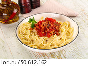 Italian pasta linguine Bolognese with meat. Стоковое фото, фотограф Андрей Старостин / Фотобанк Лори