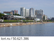Река Волга. Городской пляж.Саратов. Редакционное фото, фотограф Евгений Будюкин / Фотобанк Лори