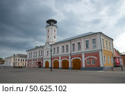 Здание музея Крамского (бывшее здание пожарной части). Острогожск, Воронежская область. Редакционное фото, фотограф Анна Карасева / Фотобанк Лори