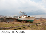 Последний  причал теплохода композитор Алябьев в затоне катеров. Стоковое фото, фотограф Чехов Дмитрий Валерьевич / Фотобанк Лори