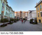 Пешеходная улица Баумана в Казани. Редакционное фото, фотограф Мария Сергеева / Фотобанк Лори