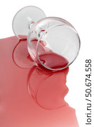 Wineglass and alcohol. Стоковое фото, фотограф Николай Григорьев / Фотобанк Лори