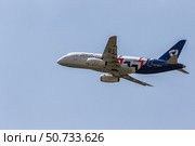 Take-off of the Sukhoi SuperJet 100-95LR aircraft of Severstal Airlines with tail number RA-89117. Редакционное фото, фотограф Сергей Сергеев / Фотобанк Лори