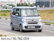 Honda N-Box. Редакционное фото, фотограф Art Konovalov / Фотобанк Лори