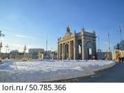 Москва, Выставка достижений народного хозяйства, главный вход (2021 год). Редакционное фото, фотограф Светлана Коршук / Фотобанк Лори