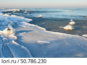 Зимний берег Балтийского моря. Стоковое фото, фотограф Сергей Куров / Фотобанк Лори