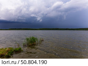 Гроза на водохранилище Межура, Боровский район, Калужская область. Стоковое фото, фотограф Андрей Иванов / Фотобанк Лори