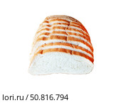 Булка белого хлеба с хрустящей корочкой на белом фоне.White yeast bread with a crispy crust on a white background. Стоковое фото, фотограф Виталий Борисов / Фотобанк Лори