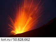 Vulcanian eruption of Anak Krakatau volcano, Sunda Strait, Java, Indonesia. Стоковое фото, фотограф Richard Roscoe/Stocktrek Images / ТАСС / Фотобанк Лори