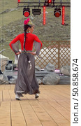 ELANTSY VILLAGE, IRKUTSK REGION, RUSSIA - July 5, 2025: Erdynskie Games - festival of nomadic peoples of Eurasia. Vertical video of beautiful girl dancing Buryat folk dance of bright butterfly on open stage. Редакционное видео, видеограф Виктория Катьянова / Фотобанк Лори