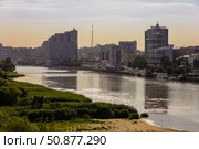 Набережная города Ростов-на-Дону с Ворошиловского моста. Река Дон. (2019 год). Стоковое фото, фотограф Евгений Зимин / Фотобанк Лори
