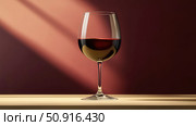 pinot red wine isolated ai generated. Стоковое AI-изображение, AI-художник Vectorwin / Фотобанк Лори