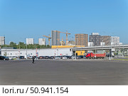 Строительство новых жилых домов в Москве. Редакционное фото, фотограф Валерий Иванович Клейменов / Фотобанк Лори