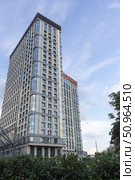 Россия, Москва - 31 июля 2025 - Апарт-отель YES Botanica,  ул. 1-я Леонова, д. 18, метро Ботанический сад. Редакционное фото, фотограф Татьяна Васильева / Фотобанк Лори