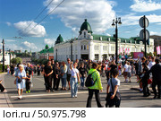 Город Омск, Любинский проспект, день города. Редакционное фото, фотограф Виктор Топорков / Фотобанк Лори
