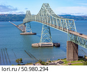 Astoria Megler Bridge Columbia river Pacific Northwest. Стоковое фото, фотограф Mark Agnor / Фотобанк Лори