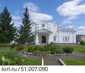 Церковь Николая Чудотворца (бывший музей). Курганская область, город Далматово, улица Советская, 162. Редакционное фото, фотограф Алексей Иванов / Фотобанк Лори