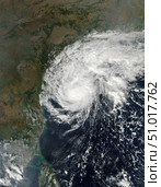Cyclone Helen making landfall in the state of Andhra Pradesh, India. Стоковое фото, фотограф Stocktrek Images, Inc. / ТАСС / Фотобанк Лори