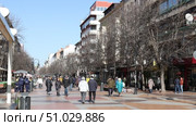 Street in Vitosha district of Sofia, Bulgaria. Редакционное видео, видеограф Яков Филимонов / Фотобанк Лори