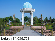 Memorial complex and park in memory of victims of political repression in Tashkent (2022 год). Редакционное фото, фотограф Юлия Белоусова / Фотобанк Лори