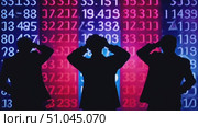 Silhouettes of individuals standing in front of wall covered in numerical figures. Contrast between darkened figures and numerical backdrop creates striking visual. Стоковое AI-видео, аниматор Данила Большаков / Фотобанк Лори