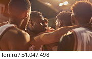 Group of sporty men standing next to each other in a straight line. They appear to be having a conversation or waiting for something. Стоковое AI-видео, аниматор Данила Большаков / Фотобанк Лори