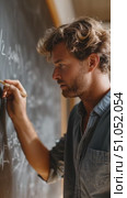Instructor explaining complex math concepts in a classroom setting during a daytime session. Стоковое AI-видео, аниматор Сергей Толмачёв / Фотобанк Лори