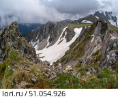 Beautiful mountain valley with steep cliffs. Стоковое фото, фотограф Саблин Станислав / Фотобанк Лори
