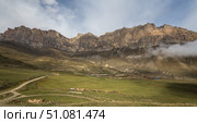 View of Cherek gorge in the Caucasus mountains. Стоковое фото, фотограф Юлия Белоусова / Фотобанк Лори