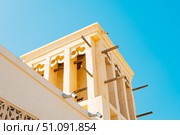 Ras Al Khaimah, UAE – 14.04.2025: The desert coastal town (ghost town) of Jazeera Al Hamra includes a fort, three schools, an open-air market and mosques nestled between hundreds of villas. Стоковое фото, фотограф Feruza Tashmetova / Фотобанк Лори