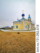 Село Суерка. Церковь во имя преподобного Серафима Саровского и Чудотворного образа Смоленской иконы Божией матери. Тюменская область (2018 год). Стоковое фото, фотограф Александр Тараканов / Фотобанк Лори