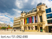ANTWERP, BELGIUM - AUGUST 6, 2022: Building of the Flemish Opera. Стоковое фото, фотограф Яков Филимонов / Фотобанк Лори