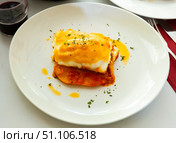 Closeup of codfish backed with sauces and served, nobody. Стоковое фото, фотограф Яков Филимонов / Фотобанк Лори