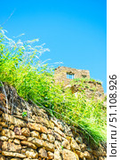Stone ruins in the mountain ghost village of Gamsutl, Caucasus (2024 год). Стоковое фото, фотограф Константин Лабунский / Фотобанк Лори