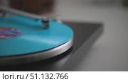 Vinyl Record Spinning On Vintage Turntable. Needle Scratching Grooves Analog Sound. Стоковое видео, видеограф Степанов Григорий / Фотобанк Лори