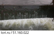 Падающая вода реки Пехорка. Стоковое видео, видеограф Дмитрий Неумоин / Фотобанк Лори