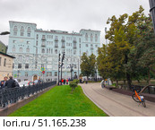Доходный дом церкви Троицы на Грязех, Дом со зверями или Дом Вашкова. Чистые пруды, Москва. Редакционное фото, фотограф Мария Сергеева / Фотобанк Лори