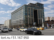 Бизнес-центр «Лайт Хаус» на Валовой улице, 26 в Москве (2022 год). Редакционное фото, фотограф Free Wind / Фотобанк Лори