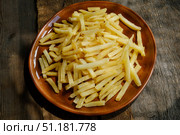 French fries in plate. Street food. Стоковое фото, фотограф Маргарита Кирьякова / Фотобанк Лори