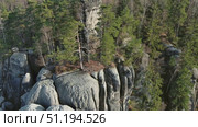 Aerial view of Adrspach-Teplice Rocks (2023 год). Стоковое видео, видеограф Михаил Коханчиков / Фотобанк Лори