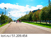Набережная озера Нижний Кабан. Город Казань (2024 год). Редакционное фото, фотограф Макаров Алексей / Фотобанк Лори
