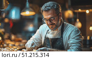 A skilled baker carefully decorates holiday cookies in a warm and inviting kitchen filled with festive decorations and warm lighting. Стоковое AI-видео, аниматор Данила Большаков / Фотобанк Лори